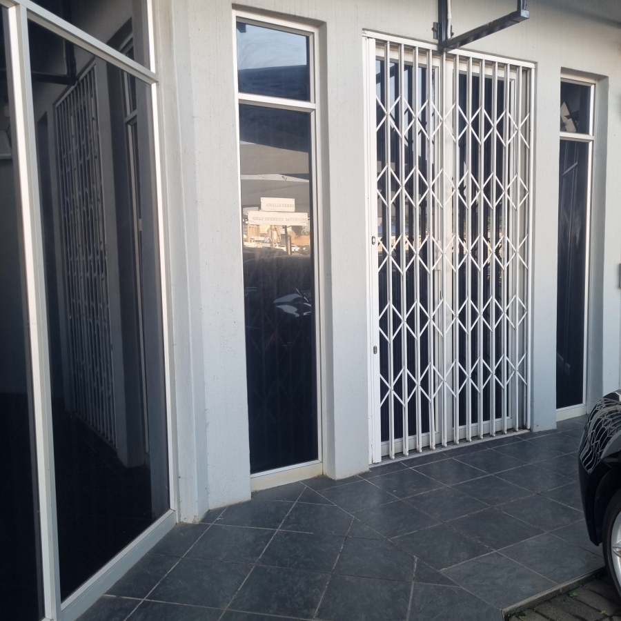 To Let Commercial Property for Rent in Rustenburg Central North West